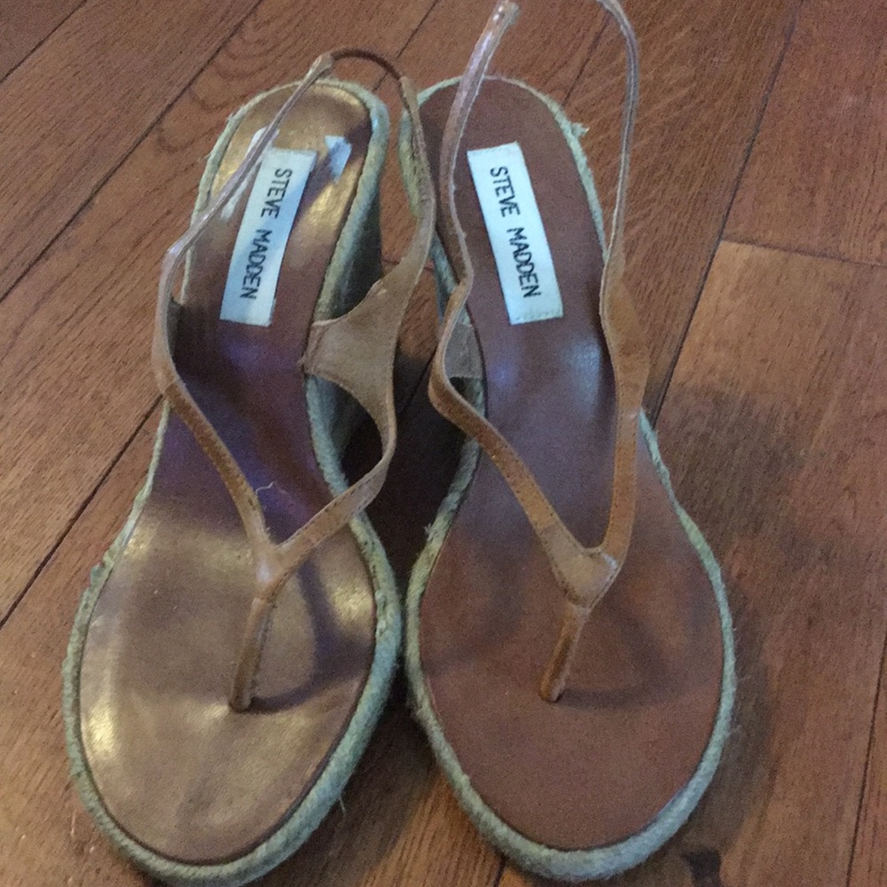 Steve Madden brown wedges!!